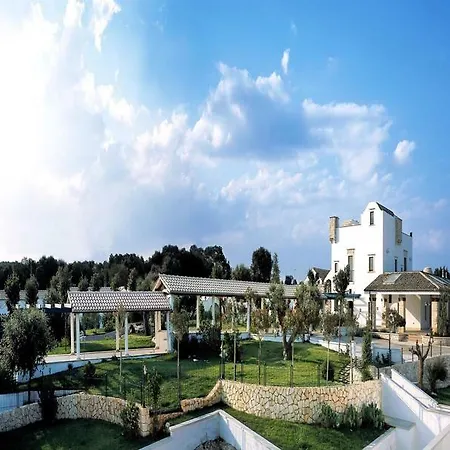Hotel Masseria Chiancone Torricella 4*