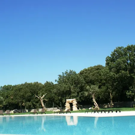 Szálloda Masseria Chiancone Torricella