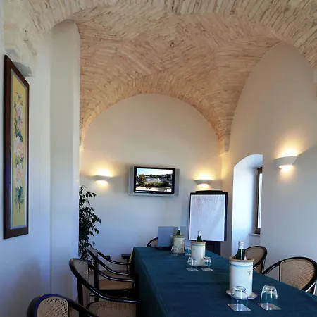 Masseria Chiancone Torricella 4* Martina Franca