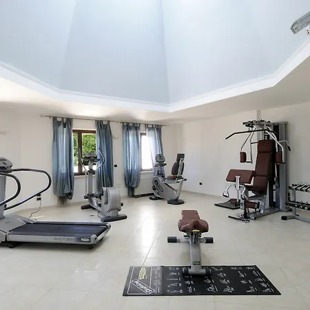 Masseria Chiancone Torricella Hotel 4*